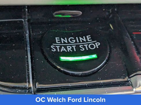 Used 2023 Lincoln Nautilus Reserve image 32