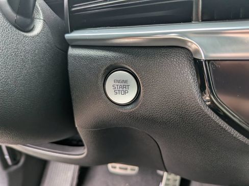 Certified 2026 Kia Sorento SX Prestige AWD/4WD image 32