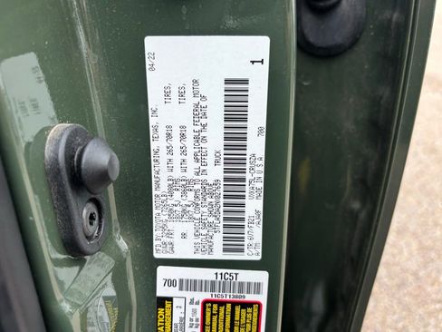 Used 2022 Toyota Tundra SR5 w/ SR5 Convenience Package image 14