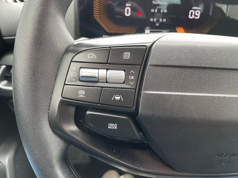 Used 2025 Kia K4 LXS image 25