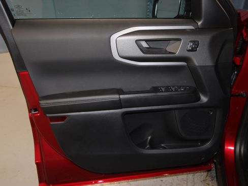 New 2025 Ford Bronco Sport Outer Banks w/ Outer Banks Tech Package+ image 4