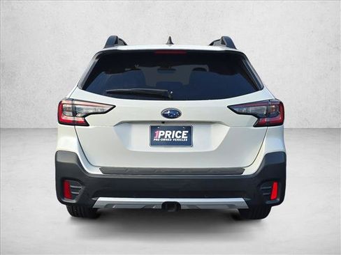 Used 2022 Subaru Outback Limited image 6