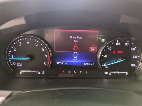 Used 2022 Ford Explorer XLT w/ Equipment Group 202A AWD/4WD image 15