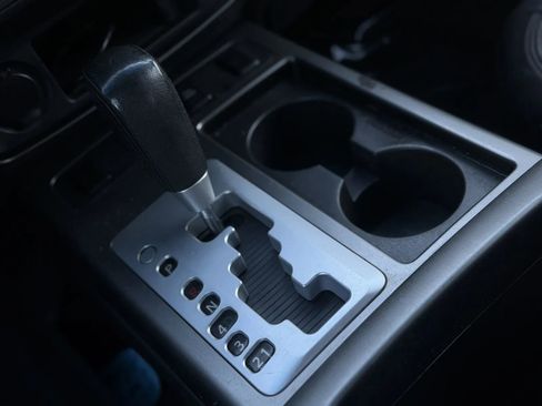 Used 2009 Nissan Armada SE image 30