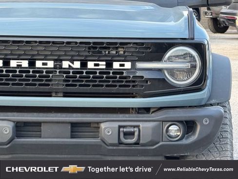 Used 2023 Ford Bronco Wildtrak AWD/4WD image 9