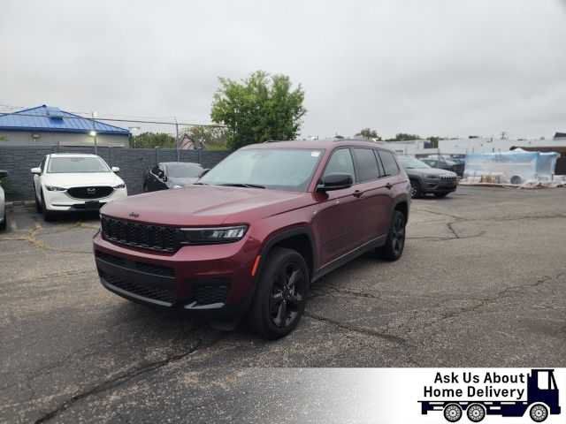 Used 2023 Jeep Grand Cherokee L Laredo AWD/4WD image 1