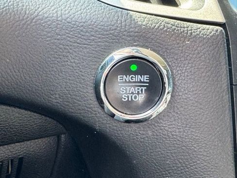 Certified 2019 Ford Edge SEL w/ Equipment Group 201A AWD/4WD image 41