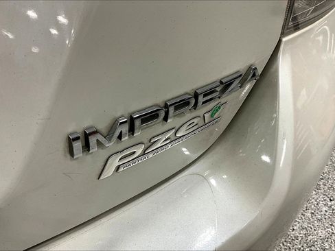 Used 2013 Subaru Impreza 2.0i Premium w/ Popular Pkg 2 AWD/4WD image 24