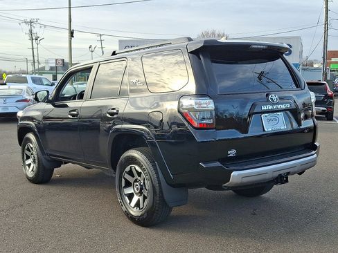 Used 2024 Toyota 4Runner TRD Off-Road Premium image 6
