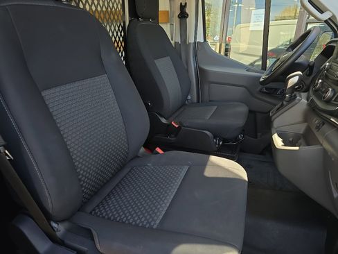 Used 2024 Ford Transit 250 Low Roof w/ Exterior Upgrade Package RWD image 24