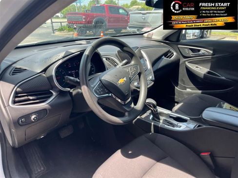 Used 2023 Chevrolet Malibu LT FWD image 13