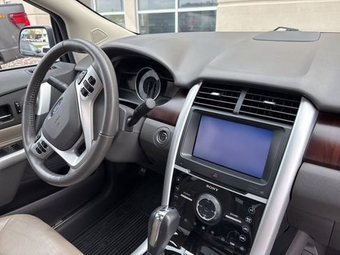 Used 2013 Ford Edge Limited image 23