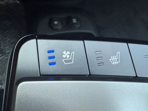 New 2025 Kia EV6 Wind image 19