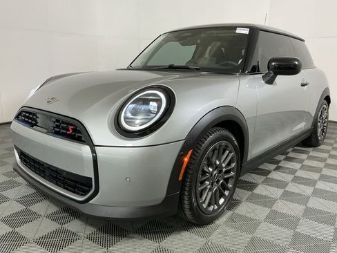 Certified 2025 MINI Cooper S image 2