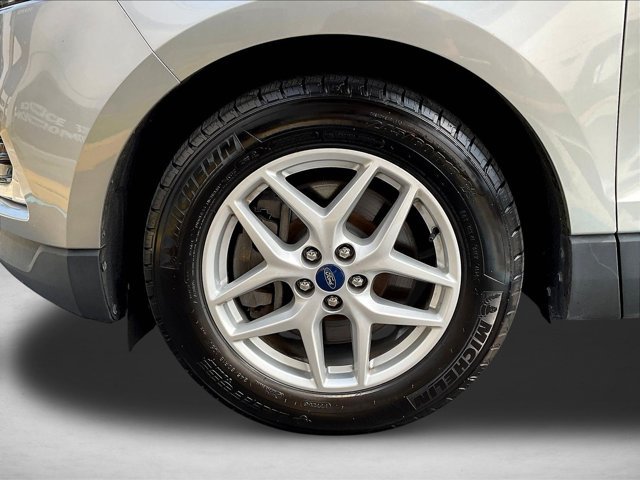 Used 2021 Ford Edge SEL w/ Convenience Package AWD/4WD image 9