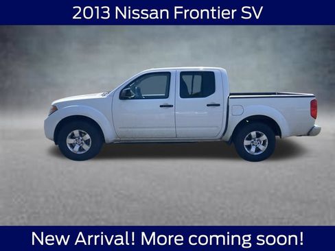 Used 2013 Nissan Frontier SV RWD image 4