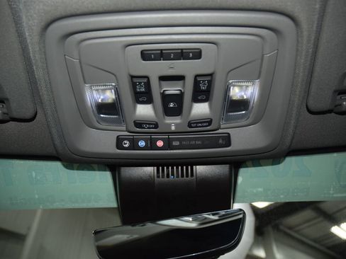 Used 2024 GMC Sierra 1500 Denali w/ Denali Reserve Package AWD/4WD image 49