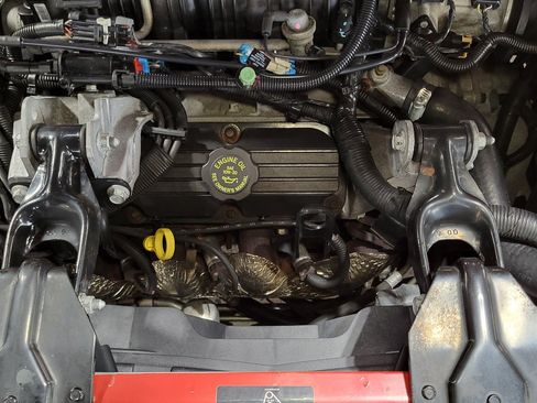 Used 2001 Chevrolet Monte Carlo SS w/ High Sport Appearance Pkg FWD image 11