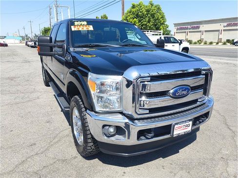 Used 2016 Ford F350 Lariat w/ Lariat Ultimate Package AWD/4WD image 3