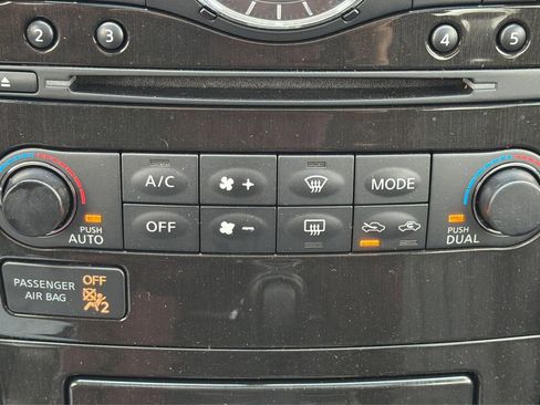 Used 2017 INFINITI QX50 AWD image 31