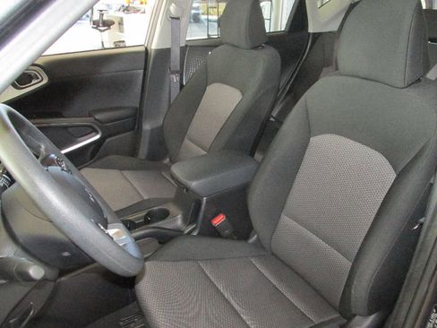 Used 2024 Kia Soul LX w/ Option Group 015 image 4