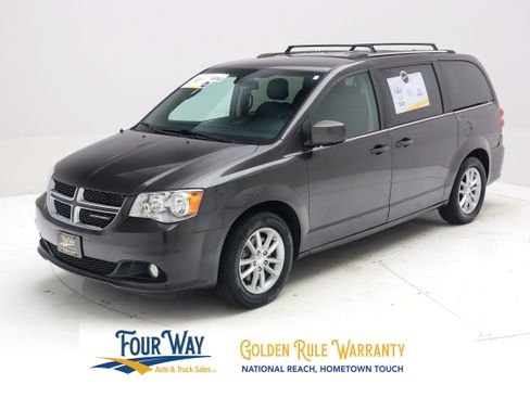 Used 2020 Dodge Grand Caravan SXT FWD image 8