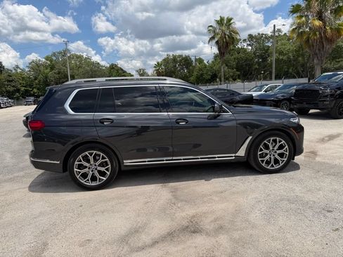 Used 2022 BMW X7 xDrive40i w/ Premium Package AWD/4WD image 7