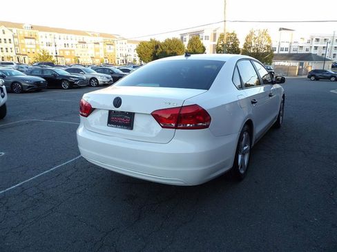 Used 2014 Volkswagen Passat 1.8T SE image 6