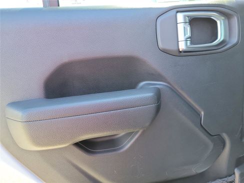 Used 2022 Jeep Wrangler Unlimited Rubicon 4xe w/ Cold Weather Group image 13