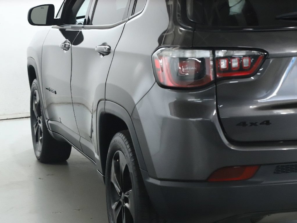 Used 2019 Jeep Compass Latitude AWD/4WD image 41