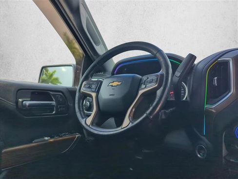 Used 2019 Chevrolet Silverado 1500 High Country AWD/4WD image 27