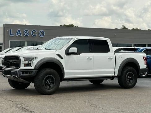 Used 2018 Ford F150 Raptor w/ Equipment Group 802A Luxury AWD/4WD image 1