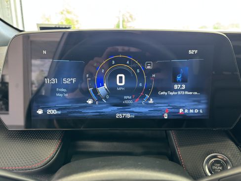 Used 2025 Chevrolet Equinox RS w/ Safety and Technology Package FWD image 9
