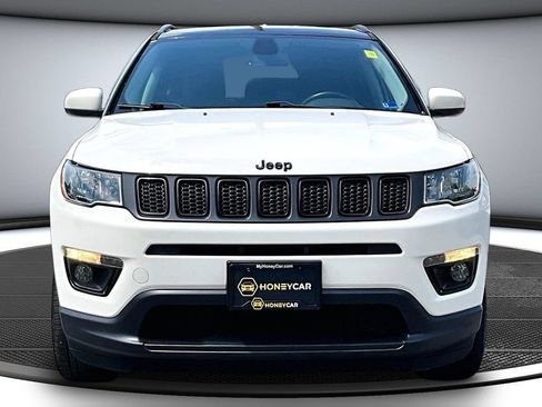 Used 2019 Jeep Compass Latitude AWD/4WD image 2