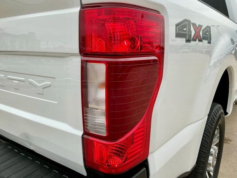 Used 2022 Ford F250 Lariat w/ Lariat Value Package image 16