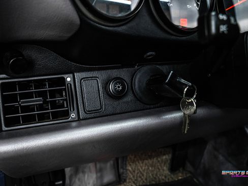 Used 1997 Porsche 911 Carrera image 35