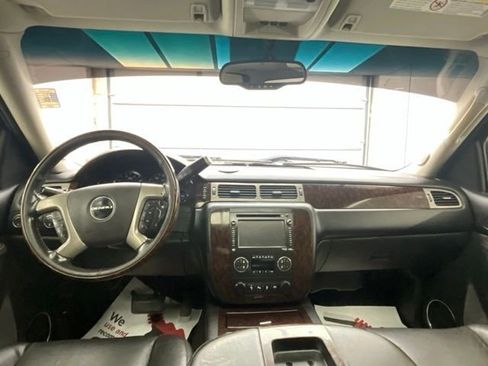 Used 2013 GMC Sierra 2500 Denali AWD/4WD image 4