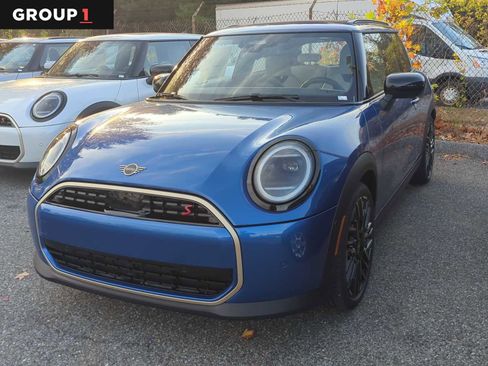 Used 2025 MINI Cooper S image 1