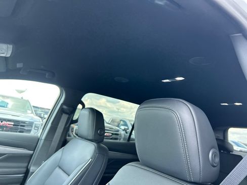 New 2027 Buick Enclave Preferred w/ Power Package FWD image 31