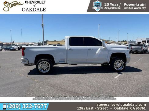Used 2025 Chevrolet Silverado 2500 LTZ AWD/4WD image 13