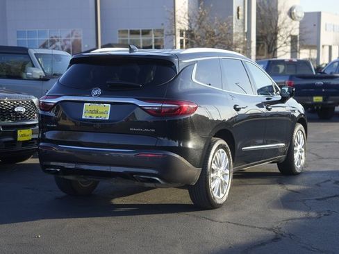 Used 2018 Buick Enclave Premium image 4