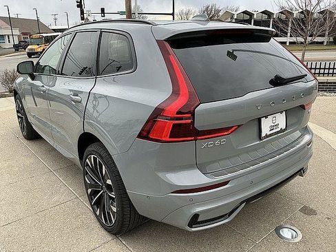 New 2026 Volvo XC60 T8 Ultra w/ Climate Package AWD/4WD image 10