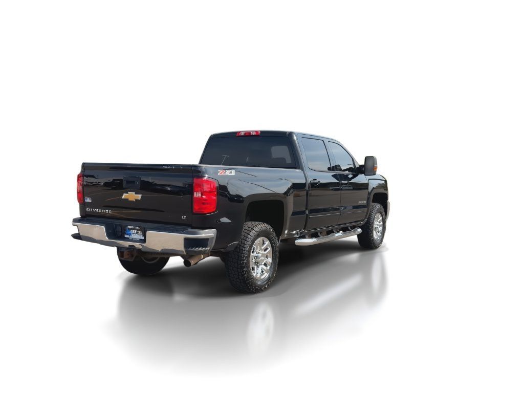 Used 2016 Chevrolet Silverado 2500 LT w/ LT Convenience Package AWD/4WD image 8