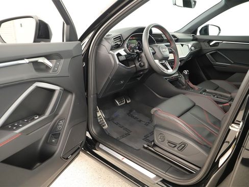 Certified 2025 Audi Q3 2.0T Premium Plus w/ Premium Plus Package image 14