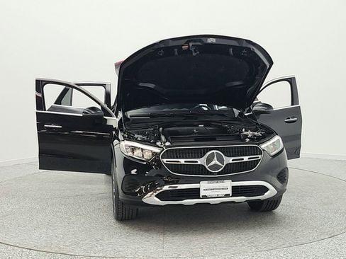 Certified 2025 Mercedes-Benz GLC 300 image 20