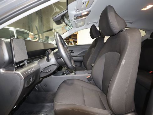 Used 2025 Hyundai Kona SEL image 23