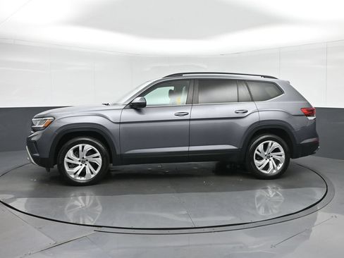 Used 2021 Volkswagen Atlas SE w/ Towing Package AWD/4WD image 4