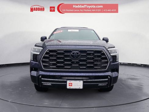 Used 2024 Toyota Sequoia Platinum AWD/4WD image 8