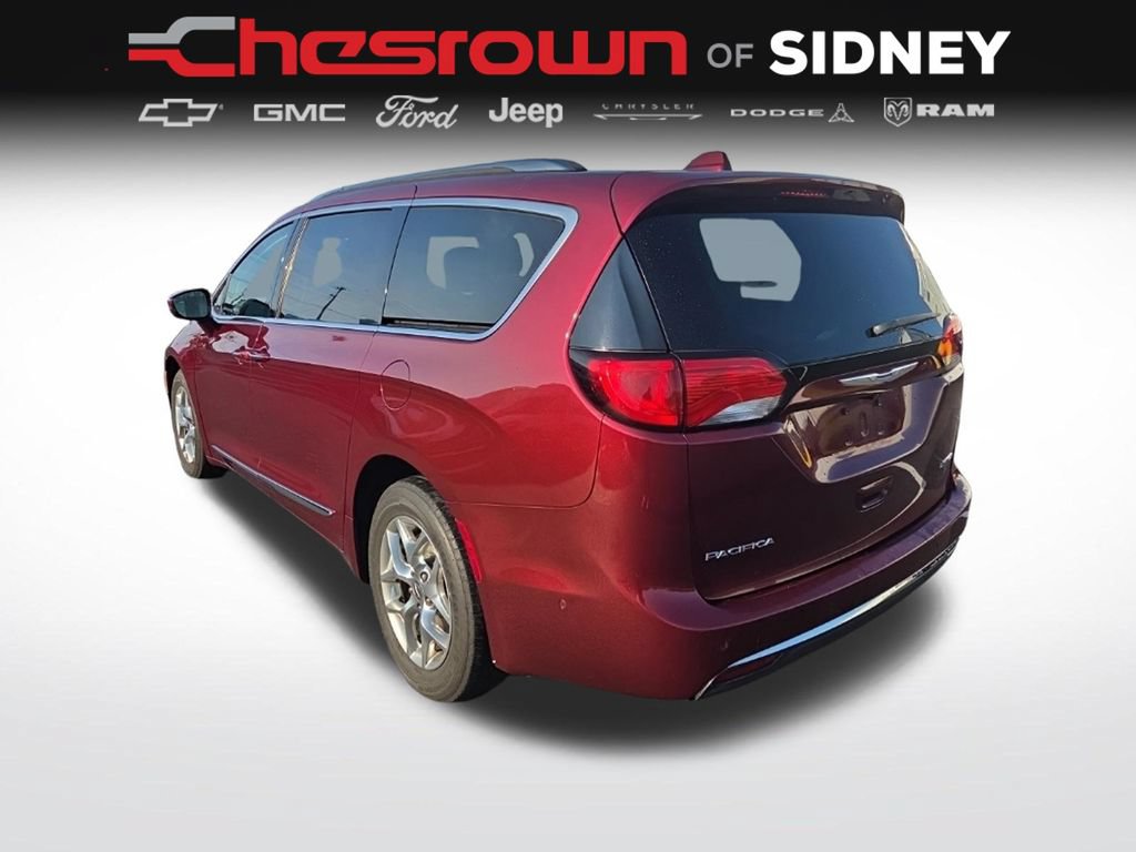 Used 2017 Chrysler Pacifica Limited w/ UConnect Theater Package FWD image 7