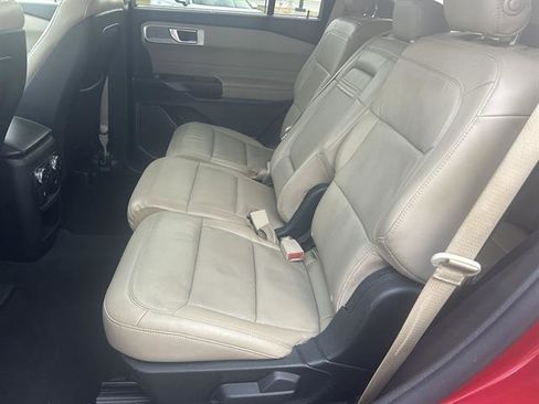 Used 2020 Ford Explorer Limited image 26